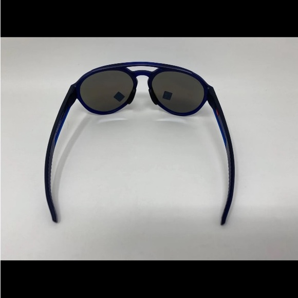 Oakley Forager OO9421-0658 Matte Blue Frame | Prizm Sapphire Polarized L…